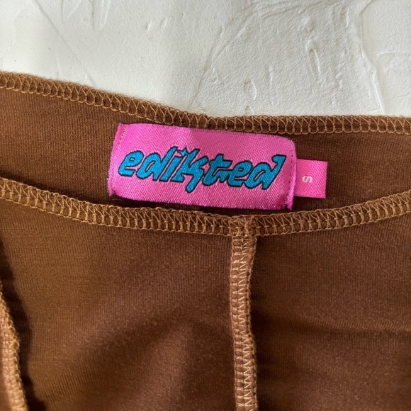 Edikted Brown Raw Hem Crop Top - Picture 4 of 8